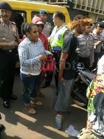 Keroyok Polisi, 20 Orang Pendemo Ditangkap