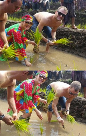 Syahrini: Naik Helikopter Hingga Tunggangi Angsa Bareng Dash Berlin