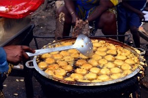 Dholl Puri dan Bunny Chow, Makanan Kaki Lima Enak Asal Afrika (1)