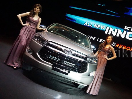 Promosi All New Kijang Innova, Beli 1 Gratis 1
