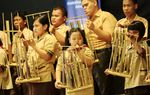 Penyandang Disabilitas Unjuk Kebolehan Bermain Musik