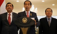 Jokowi mengatakan, acara COP21 ini dihadiri oleh pemimpin dari 150 negara. Di forum itu, Indonesia memberikan dukungan kepada COP21 yang berkomitmen terhadap isu perubahan iklim.