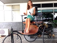 Adalah Bertha Benz, istri dari insinyur otomotif Jerman, Karl Benz, seorang pencipta mobil yang bersama Gottlieb Daimler membentuk Daimler, produsen mobil Mercedes-Benz.