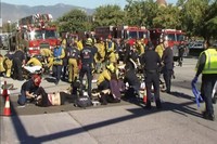 Penembakan dilakukan pagi hari waktu setempat di dalam sebuah auditorium di Inland Regional Center, yang berjarak sekitar satu jam dari Los Angeles. Ada ratusan karyawan yang bekerja di dalam gedung tersebut dengan para penyandang cacat yang tengah direhabilitasi. REUTERS/NBCLA.com/Handout.