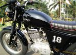 Suzuki Thunder 125 Dibuat Klasik Elegan