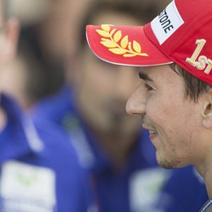 Lorenzo: Aku Tak Ada Masalah dengan Rossi