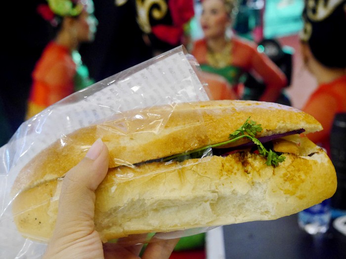 Icip-icip Banh Mi, Sandwich Favorit Turis di Vietnam