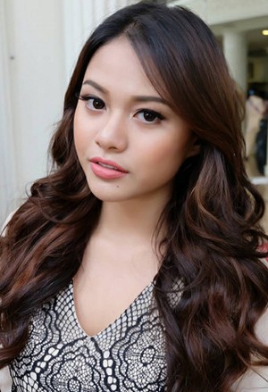 Ingin Merias Wajah ala Aurel Hermansyah? Ini Langkah-langkahnya