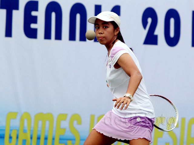 Angelica Kalahkan Gusmita di Kejurnas Soft Tenis