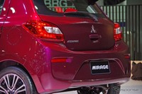 Lampu-lampu baik depan dan belakang kini menggunakan LED. Perubahan juga bisa dilihat pada spoiler dan bemper belakang. Dengan pelek berukuran 15 inci yang menambah kesan sporty. Pool/dok Response.