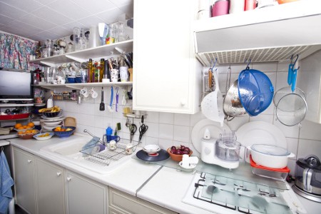 6 Trik Menata Peralatan Masak Agar Dapur Tidak Terlihat Sempit