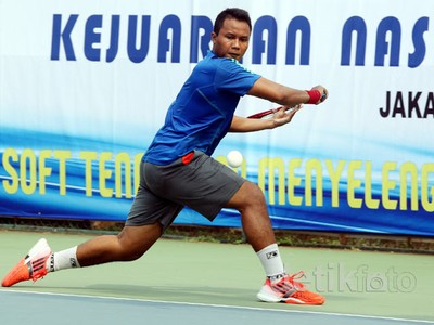 Wisnu dan Rahayu Juara Soft Tenis 2015