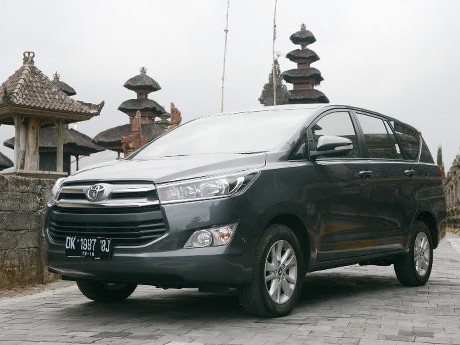 Pemesanan Tipe Termewah Kijang Innova Terbaru Sudah Lampaui Target