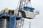 Pemasangan Box Girder di Tiang Jalan Layang Busway