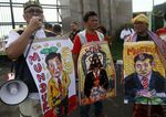 Aksi Seniman Tuntut Setya Novanto Mundur