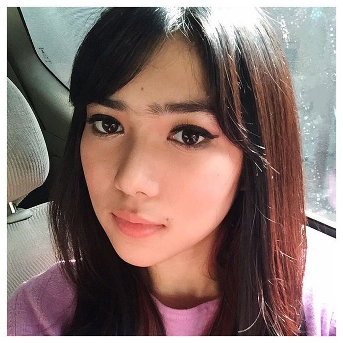 Dok. Instagram Isyana Dok. Instagram Isyana