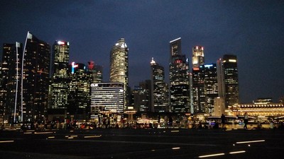 Jalan-jalan Kilat ke Negara Tetangga