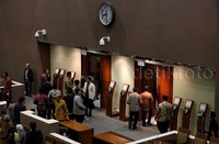 Tercatat dalam absen, hanya 144 anggota DPR yang hadir dari total 559 anggota (560, namun 1belum dilantik). Sehingga ada 415 yang tidak hadir.