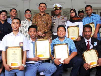 Pemberian Penghargaan AKUT DKI