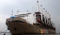 Kapal ini akan berlayar dari Tanjung Priok ke Pulau Amurang, Sulawesi Utara. Nantinya listrik dari kapal ini akan memasok wilayah di Sulawesi Utara dan Gorontalo yang saat ini sedang krisis listrik. Agung Pambudhy/detikFoto.