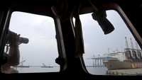 Bila genset raksasa ini tiba di Pulau Amurang dan langsung memasok listrik, maka seketika itu pula, wilayah Sulawesi Utara dan Gorontalo akan surplus listrik, tidak ada lagi pemadaman listrik. CNN Indonesia/Adhi Wicaksono.