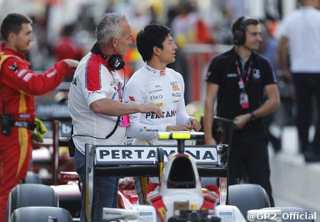 Ayo, Bantu Rio Haryanto