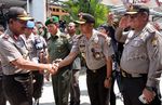 Kapolri Tinjau TPS Kampung Pilkada Depok