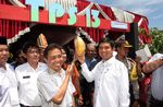 Menteri Yuddy Tinjau TPS di Depok