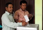 Yuni Satia Rahayu Nyoblos di TPS 16