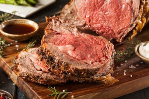 Inilah 4 Tips Mudah Bikin Iga Bakar yang Enak dari 2 Chef Ternama!