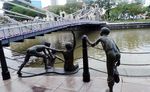 Melihat Hotel Fullerton, Monumen Nasional ke-71 Singapura