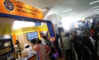 Kementerian Perhubungan tampak ikut serta dalam pameran tersebut.