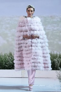 Hian Tjen Enchantress IPMI Trend Show 2016 at Senayan City. Jakarta. [Foto: Mohammad Abduh/Wolipop]