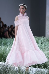 Hian Tjen Enchantress IPMI Trend Show 2016 at Senayan City. Jakarta. [Foto: Mohammad Abduh/Wolipop]