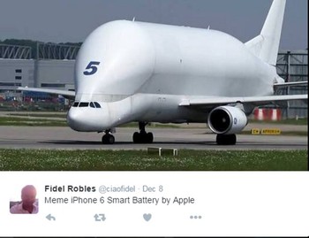 Casing Apple dinilai mengingatkan pada desain pesawat semacam ini yang juga ada punuknya.