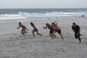 Penjaga Pantai, Bukan Urusan Main-main di Australia