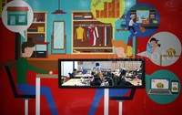 Sejumlah pelaku industri e-commerce yang turut memeriahkan Harbolnas antara lain MatahariMall, Zalora, Berrybenka, PinkEmma, Bilna, Traveloka, Luxola, Bukalapak, Blibli, dan Lazada.