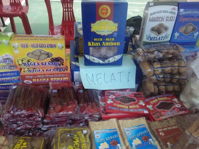 Berburu Aneka Oleh-oleh Khas Ambon