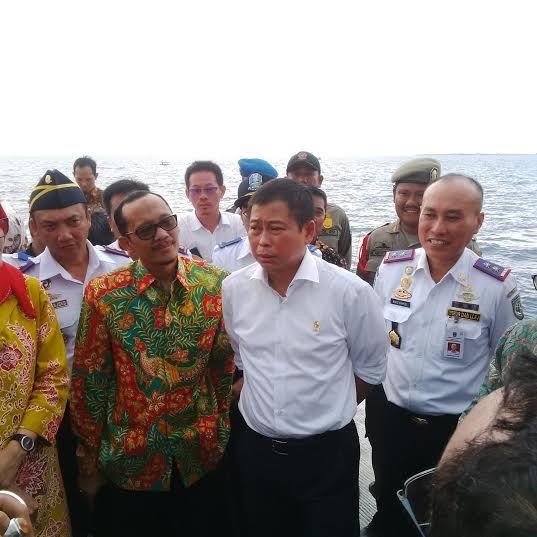 Jonan Serahkan Pelabuhan Tanjung Tembaga Probolinggo ke BUMD
