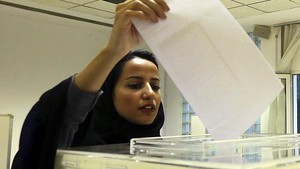 Pertama Kali! Perempuan Terpilih dalam Pemilu di Arab Saudi