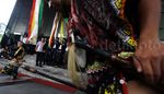 Aksi Tari Sumpit di Depan Gedung KPK