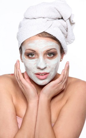 Langkah-langkah Meracik Sendiri Masker Wajah Teh Hijau dan Buah Naga
