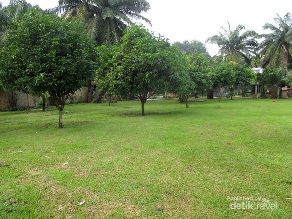 Rileks Tenangkan Pikiran Di Taman Edukasi Avros Medan