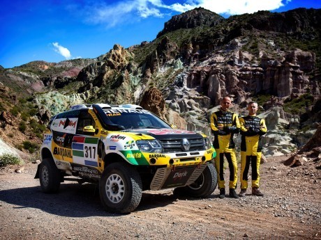 Berambisi Masuk 10 Besar Reli Dakar, Ini Jurus Renault