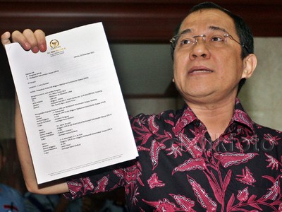 Akbar Faizal Dinonaktifkan dari MKD