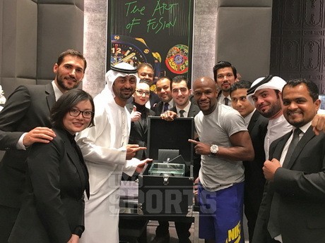 Berlibur ke Dubai, Mayweather Beli Jam Tangan Mewah Seharga Rp 15,4 M