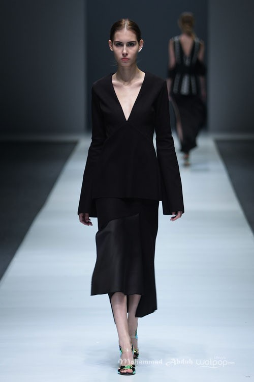 Haryono Setiadi Dewi Fashion Knight Jakarta Fashion Week 2016 at Senayan City. Jakarta. [Foto: Mohammad Abduh/Wolipop]