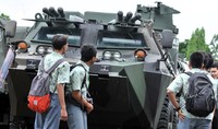 Panser Anoa menyita perhatian pengunjung. Ist/Puspen TNI.