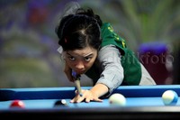 Silviana asal Kalimantan Barat saat berlaga di partai final Kejuaraan Nasional (Kejurnaas) Biliar Junior 2015.