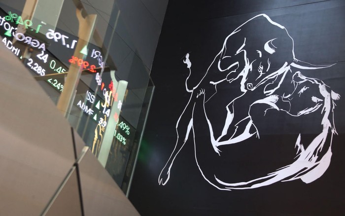 Melesat 72 Poin, IHSG Parkir di 4.555